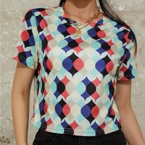 Geo Print Crop Tee!!💙🍍🍍🍍